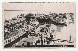 Fotografie a atelierului Bönig în perioada interbelică - portul Calafat.jpg